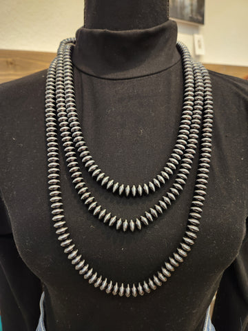 Outlaw Western Pearl Necklace